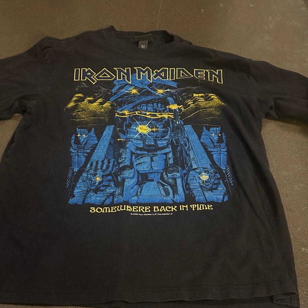 H&M Black and Blue Short Sleeve Tee